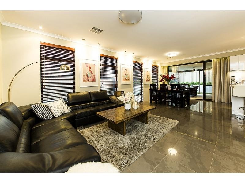 19 Pascal Mews, Ridgewood WA 6030