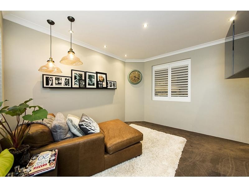 19 Pascal Mews, Ridgewood WA 6030