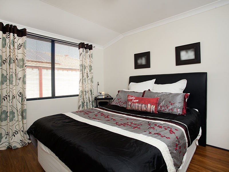 24 Kirkimbie Street, Carramar WA 6031