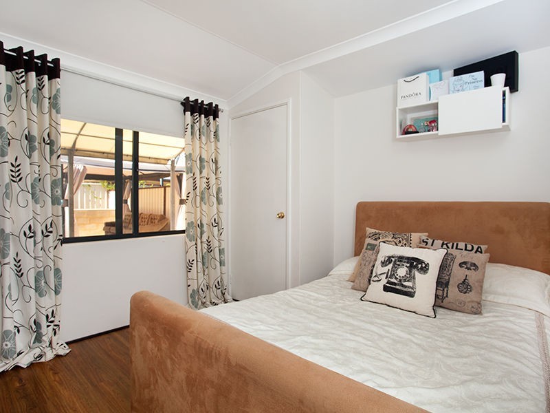 24 Kirkimbie Street, Carramar WA 6031