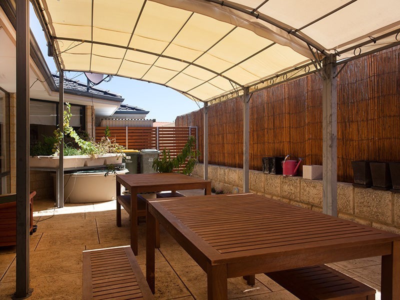 24 Kirkimbie Street, Carramar WA 6031