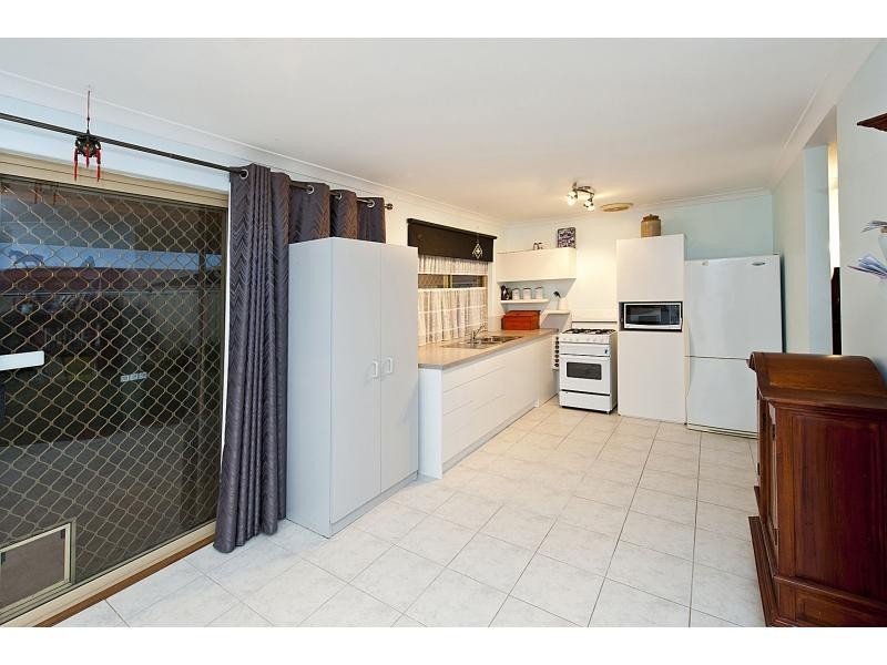 25A St Andrews Loop, Cooloongup WA 6168