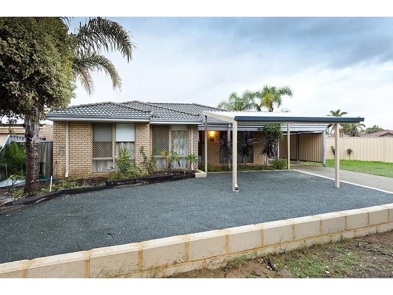 25A St Andrews Loop, Cooloongup WA 6168