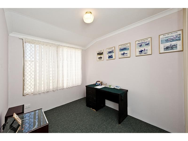 16 Sarah Ann Crescent, Warnbro WA 6169