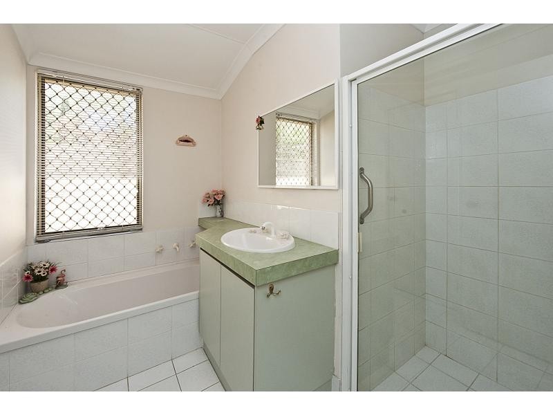 16 Sarah Ann Crescent, Warnbro WA 6169