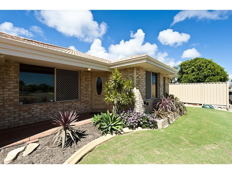 16 Sarah Ann Crescent, Warnbro WA 6169