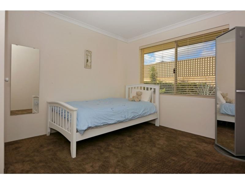 21 Shelburne Gardens, Ridgewood WA 6030