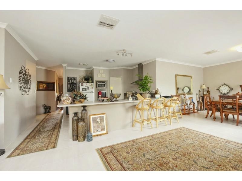 12 Baillon Pass, Harrisdale WA 6112