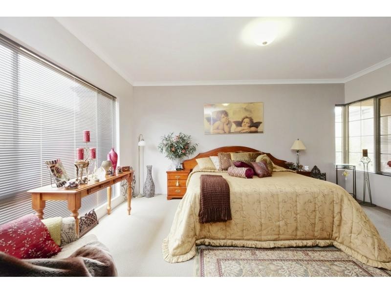 12 Baillon Pass, Harrisdale WA 6112