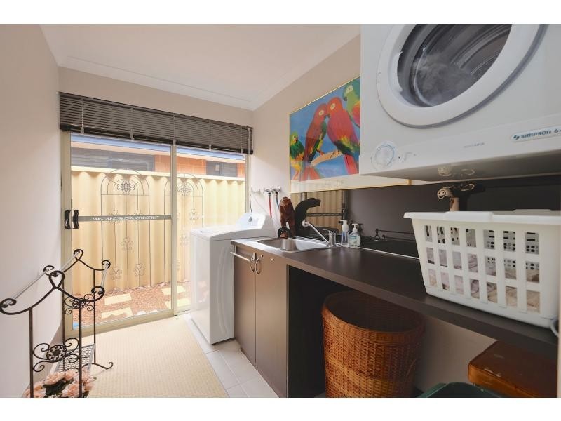 12 Baillon Pass, Harrisdale WA 6112