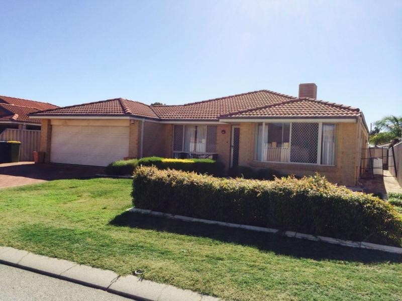 12 Adana Elbow, Kenwick WA 6107