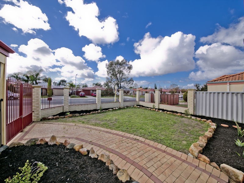 145 Highclere Boulevard, Marangaroo WA 6064