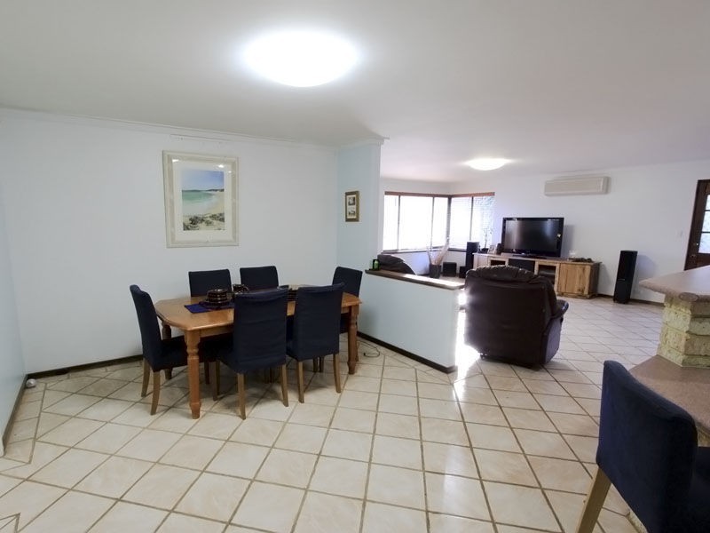 35 Pollard Way, Warnbro WA 6169