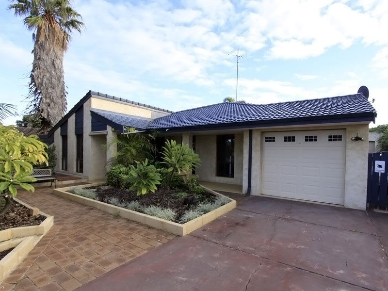 35 Pollard Way, Warnbro WA 6169