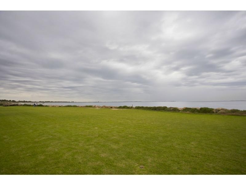 3 Cambria Link, North Coogee WA 6163