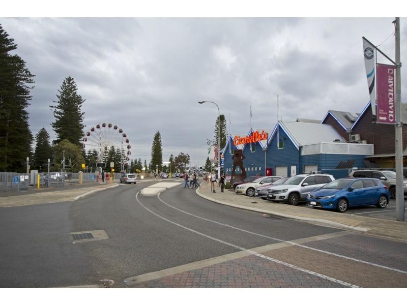 3 Cambria Link, North Coogee WA 6163