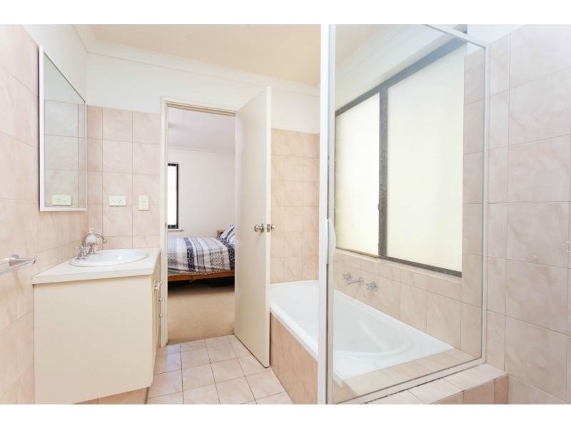 12/13 Rimmington Court, South Lake WA 6164