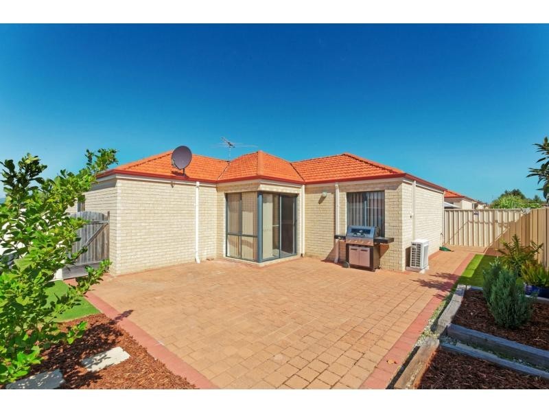 12/13 Rimmington Court, South Lake WA 6164