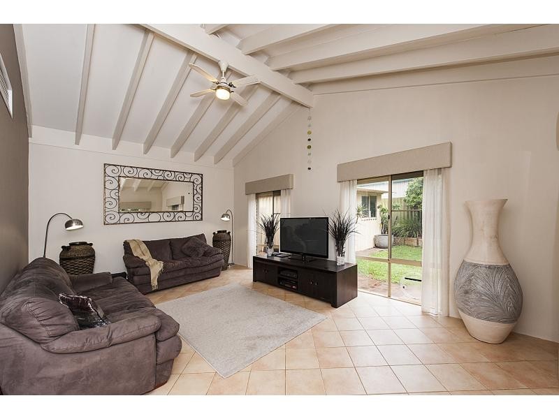 27 Donald Drive, Safety Bay WA 6169