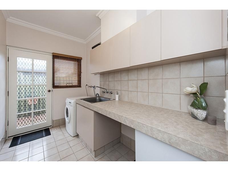 27 Donald Drive, Safety Bay WA 6169