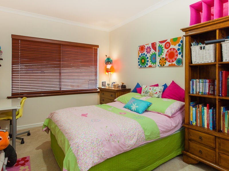 26 BIRDSONG GATE, Two Rocks WA 6037