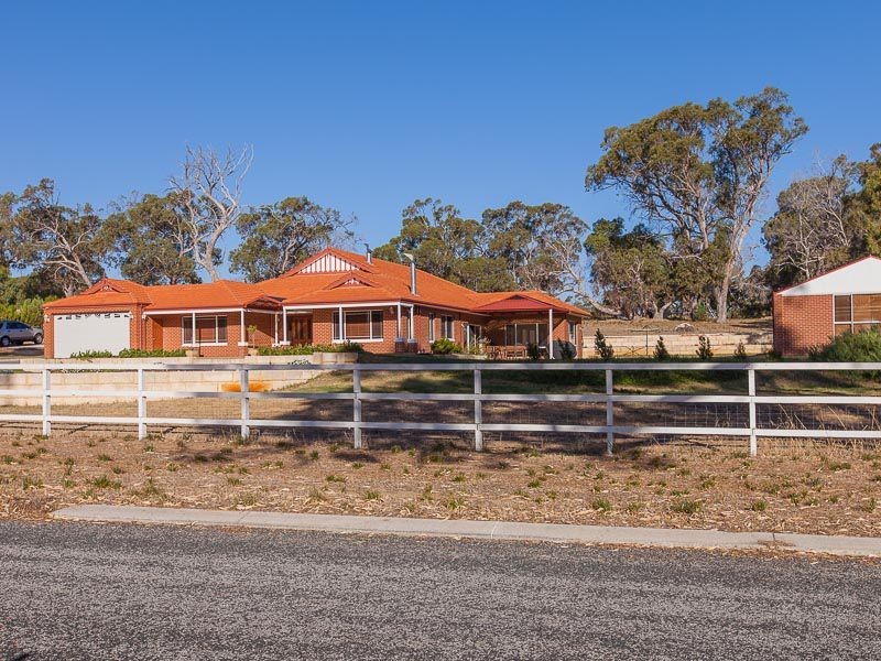 26 BIRDSONG GATE, Two Rocks WA 6037