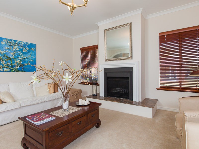 26 BIRDSONG GATE, Two Rocks WA 6037