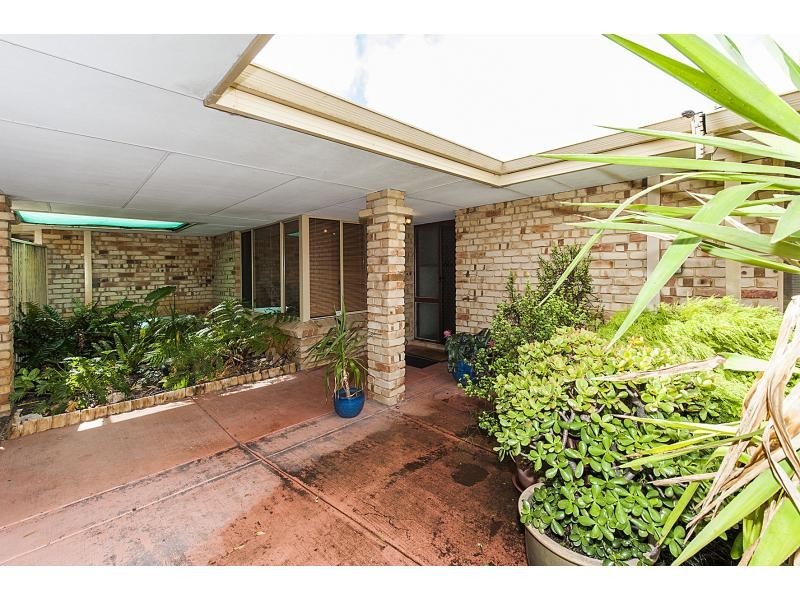 15 Leeward Close, Safety Bay WA 6169
