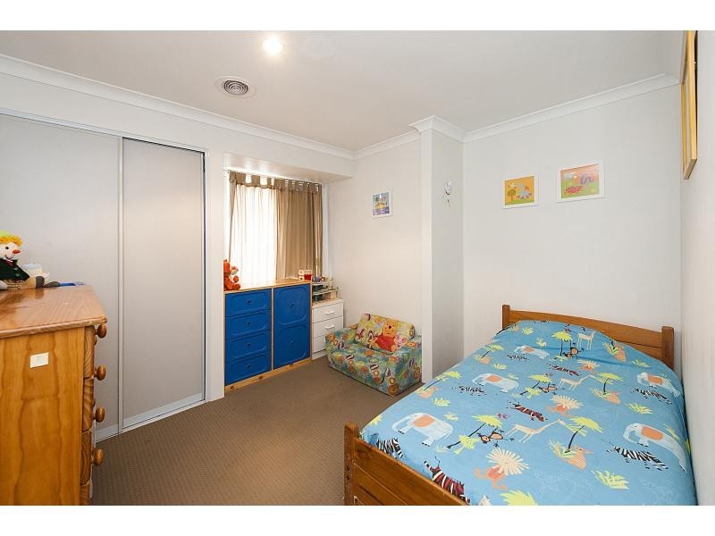 15 Leeward Close, Safety Bay WA 6169