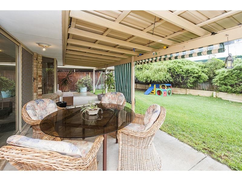 15 Leeward Close, Safety Bay WA 6169