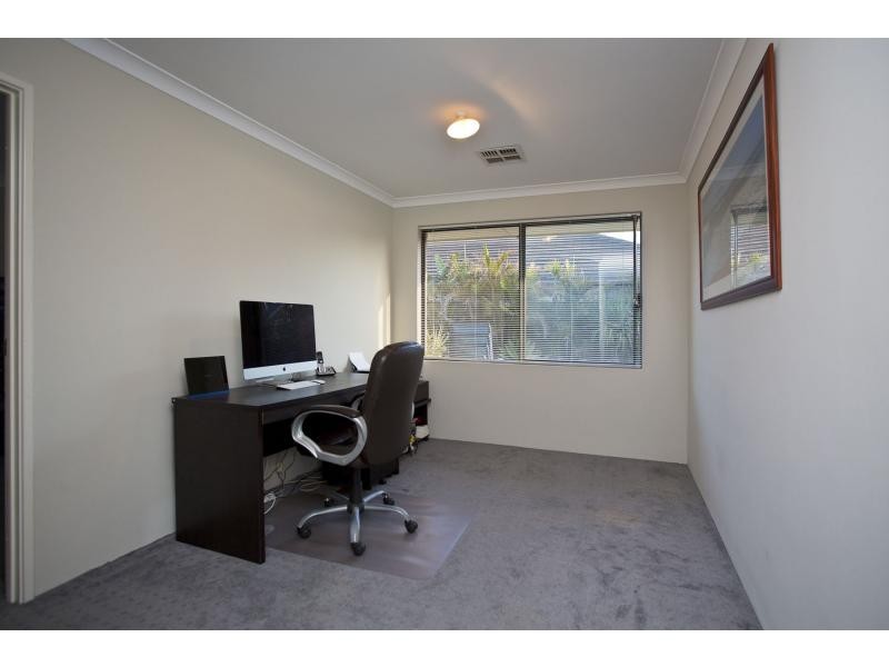 256 Adelaide Street, High Wycombe WA 6057