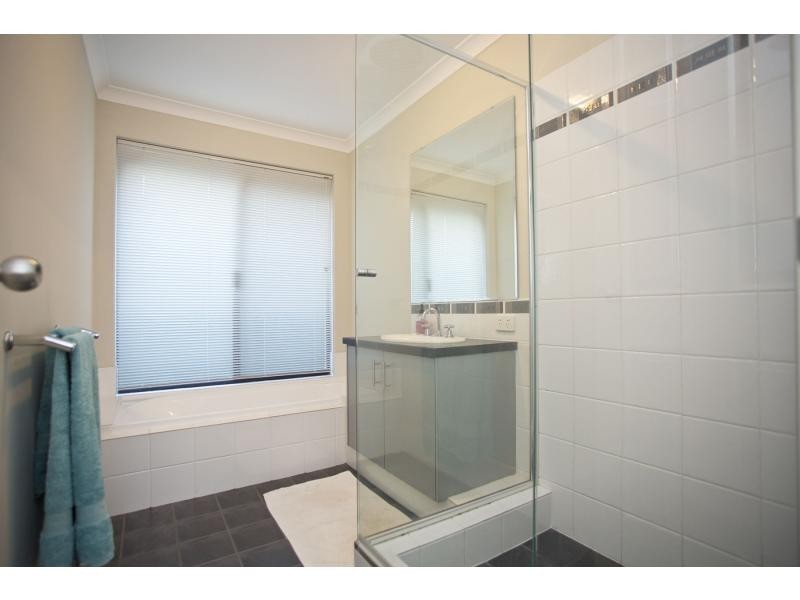 256 Adelaide Street, High Wycombe WA 6057