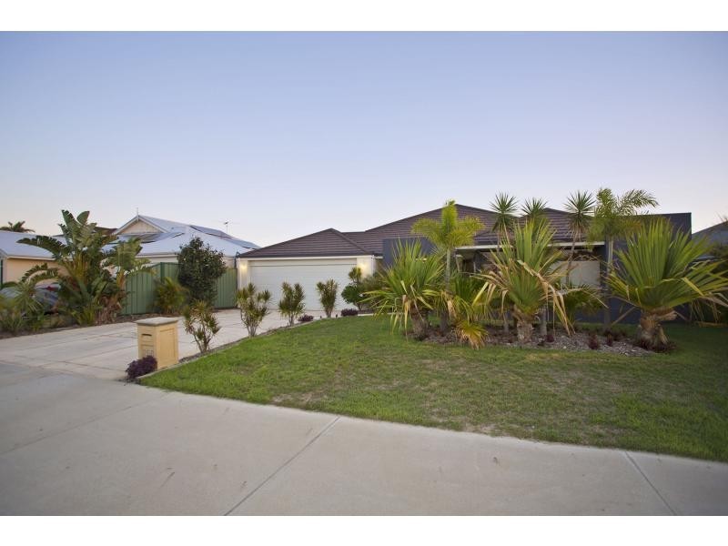 256 Adelaide Street, High Wycombe WA 6057