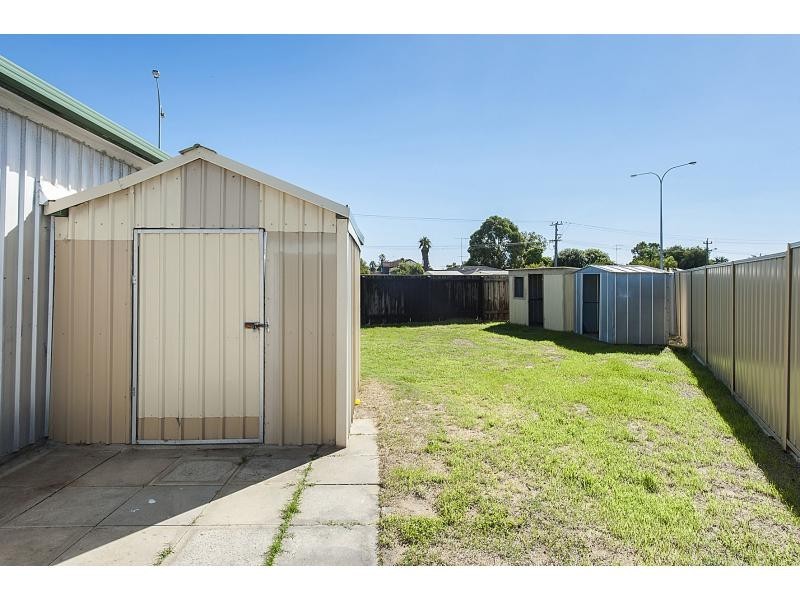 12 Inaja Mews, Warnbro WA 6169