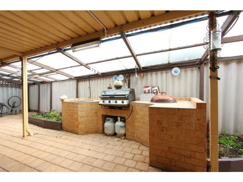 52 Cuthbertson Drive, Cooloongup WA 6168