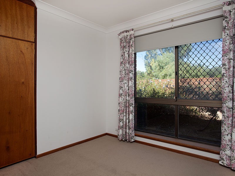 126 Fendam Street, Warnbro WA 6169