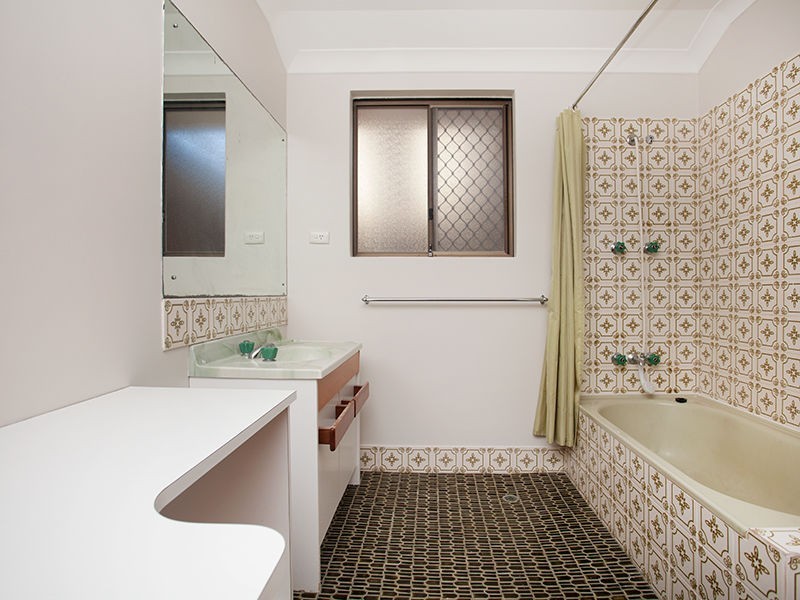 126 Fendam Street, Warnbro WA 6169