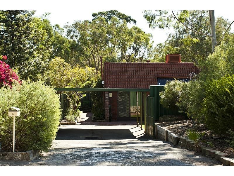 5 Bold Place, Ferndale WA 6148