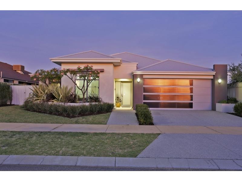 4 Spitfire Avenue, Burns Beach WA 6028
