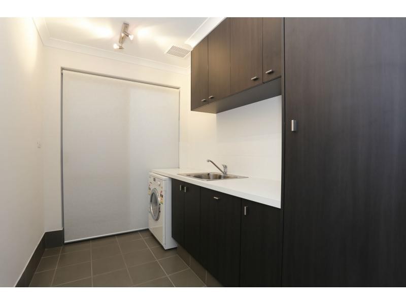 4 Spitfire Avenue, Burns Beach WA 6028