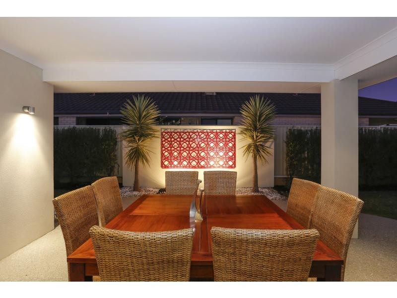 4 Spitfire Avenue, Burns Beach WA 6028