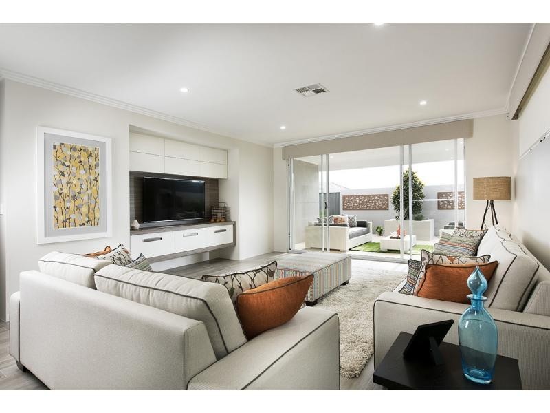 28 Midsummer Avenue, Jindalee WA 6036