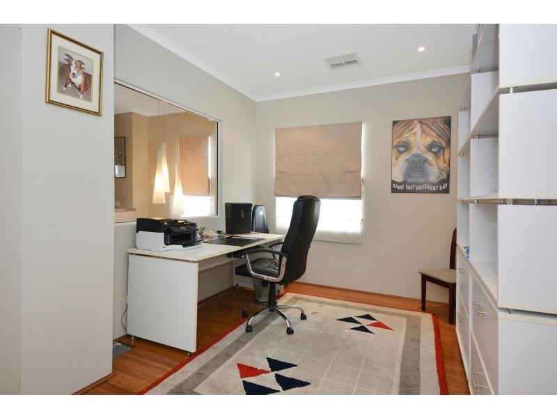 7 Santa Clara Crescent, Clarkson WA 6030