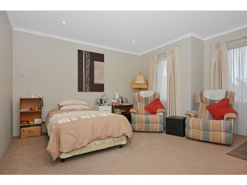 7 Santa Clara Crescent, Clarkson WA 6030