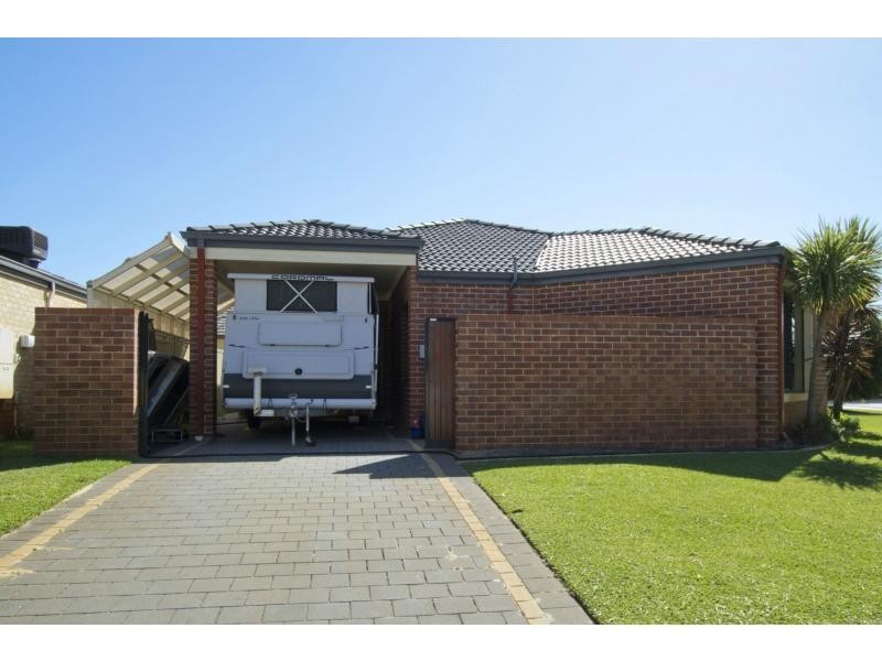 1 Hursthill Street, Madeley WA 6065