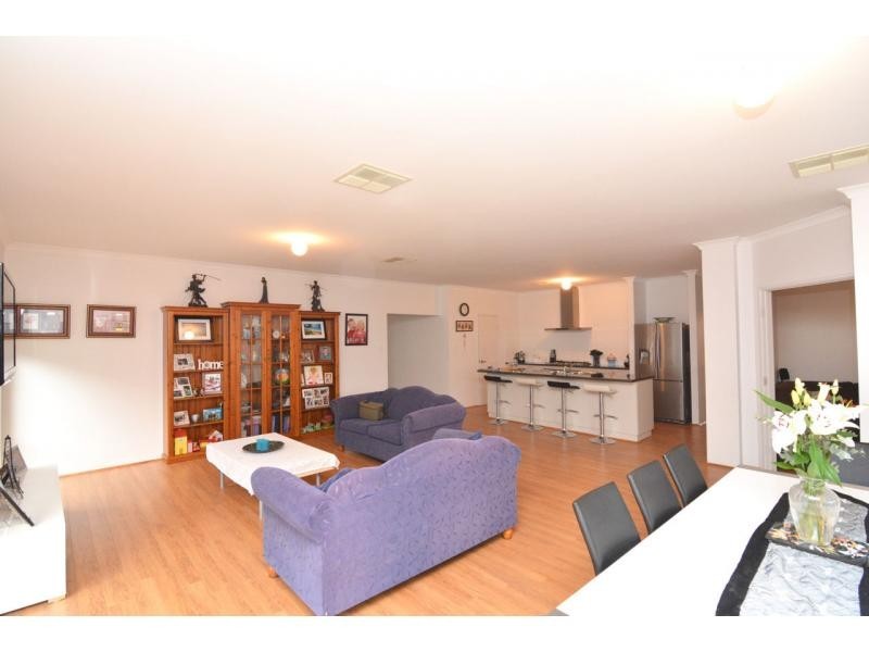 1 Lagoon Pass, Baldivis WA 6171