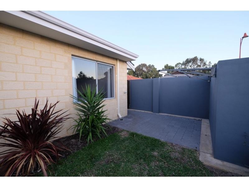 1 Lagoon Pass, Baldivis WA 6171