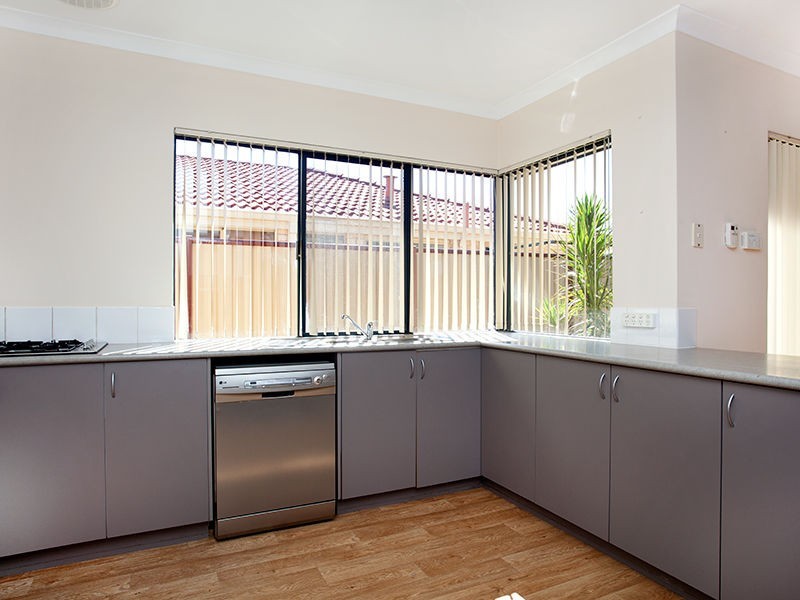 86 Pimento Circle, Port Kennedy WA 6172