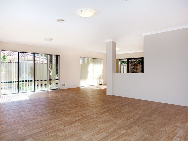 86 Pimento Circle, Port Kennedy WA 6172