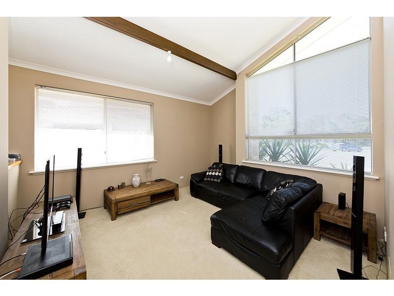 7 Fulmar Mews, Ballajura WA 6066